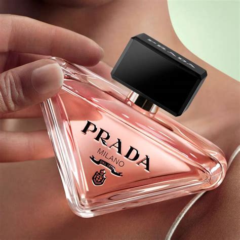 prada dark pink perfume|best price for prada paradoxe.